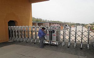 供應大興區(qū)維修伸縮門 控制器檢測裝置-金屬門|門|建筑、建材&ndash;光波網(wǎng)